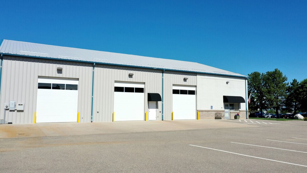 More Photos Of 5740 Boeing Dr, Loveland Warehouse For Sale