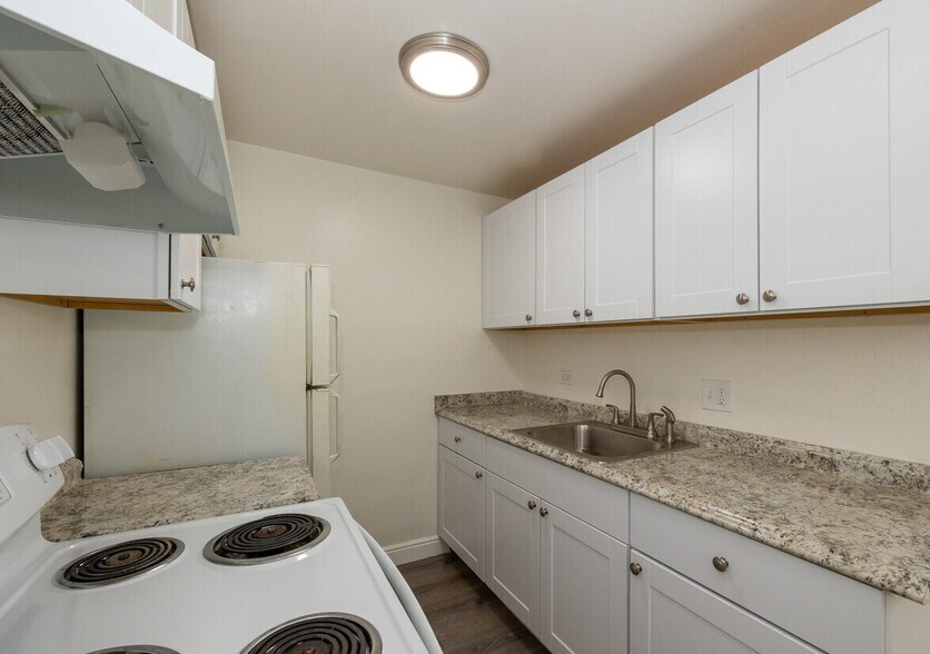 More Photos Of 1592 Boston St, Aurora Apartments For Sale