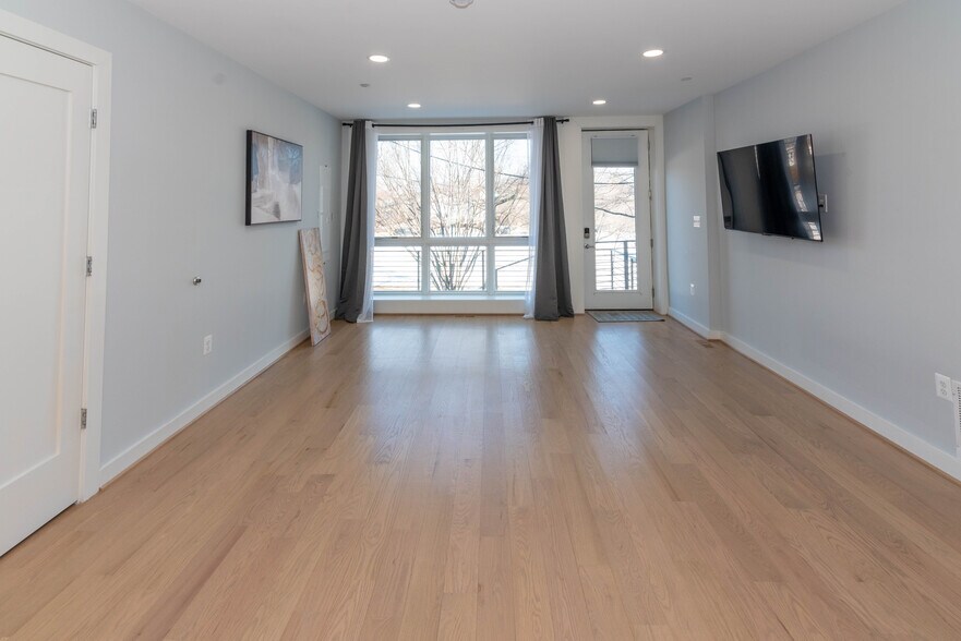 More Photos Of 424 Missouri Ave NW, Washington Multifamily For Sale