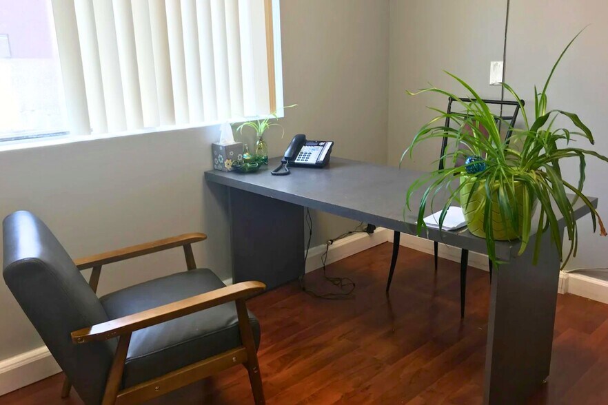More Photos Of 1817 Black Rock Tpke, Fairfield Medical For Sale