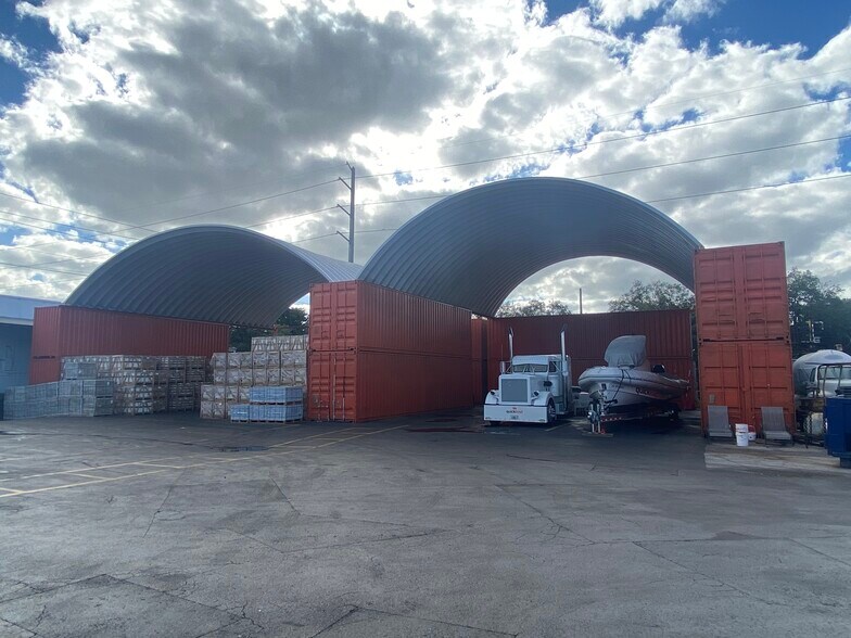 More Photos Of 2792 NW 24th St, Miami Warehouse For Lease