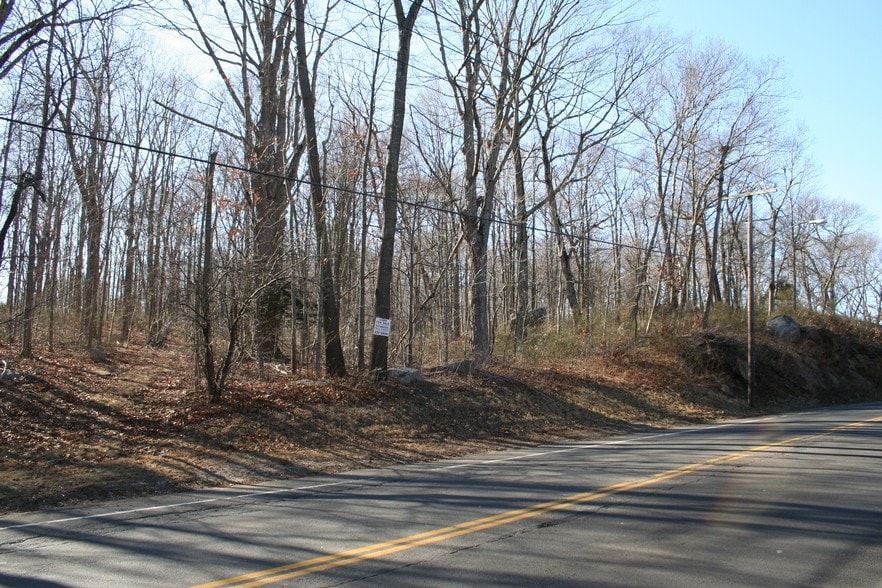 More Photos Of 251 N Main St, Branford Land For Sale