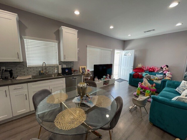 More Photos Of 10802 Crockett St, Sun Valley Apartments For Sale