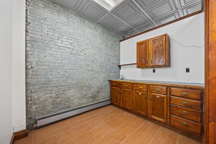 More Photos Of 45-44 Vernon Blvd, Long Island City Apartments For Lease