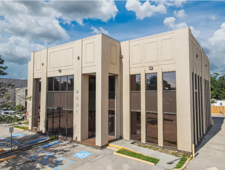 Primary Photo Of 2301 N Hullen St, Metairie Office For Lease