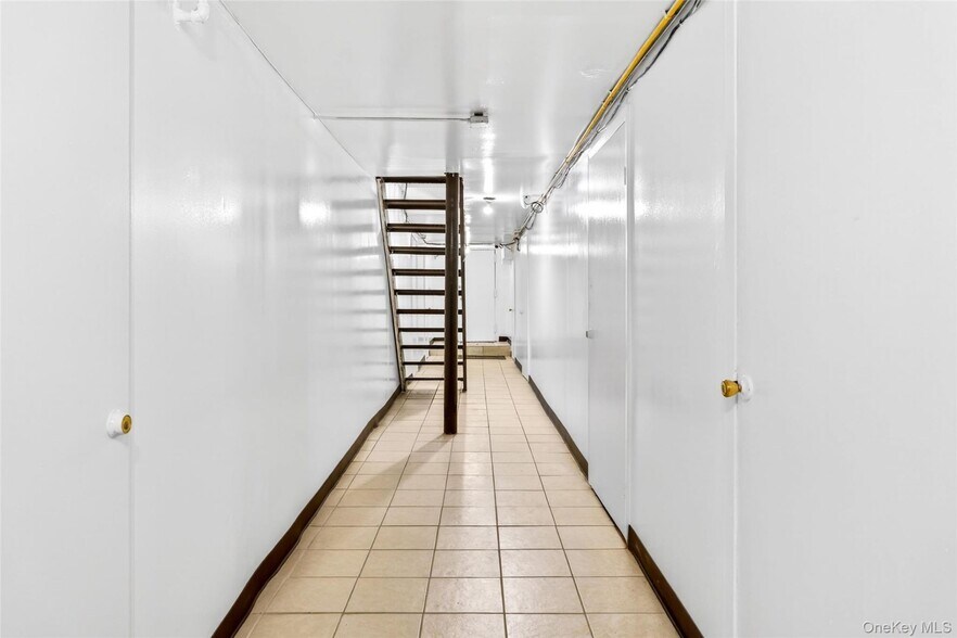 More Photos Of 34 Sutton St, Brooklyn Apartments For Sale