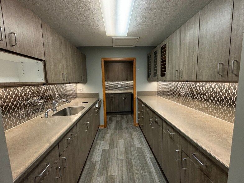 More Photos Of 2121 Abbott Rd, East Lansing Office For Sale