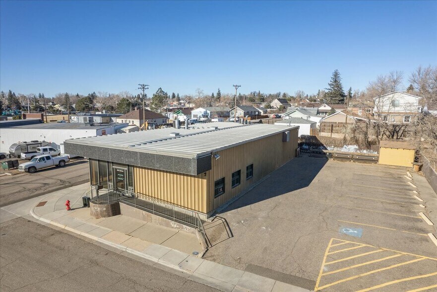More Photos Of 1904 E 15th St, Cheyenne Office For Sale