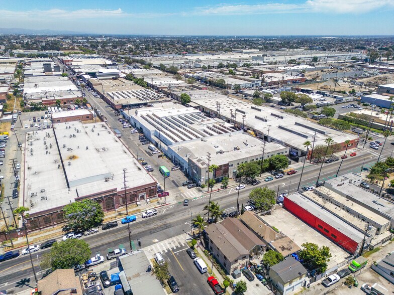 More Photos Of 6200 Avalon Blvd, Los Angeles Manufacturing For Sale
