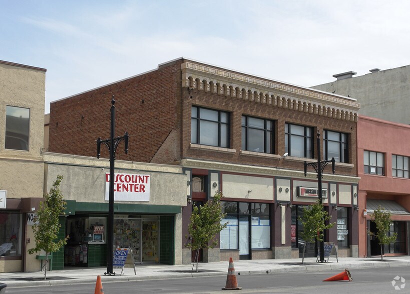 More Photos Of 1017 Macdonald Ave, Richmond Office Residential For Lease