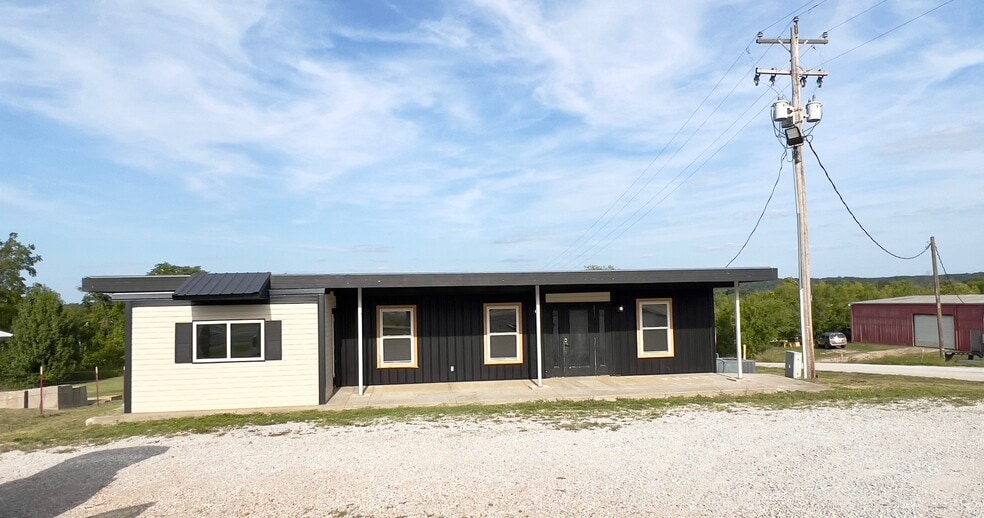 Primary Photo Of 1172 N Gaskill St, Huntsville Freestanding For Sale