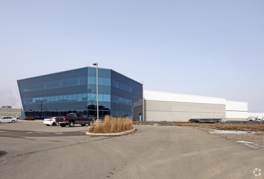 Primary Photo Of 1295 Cormorant Rd, Hamilton Showroom For Lease