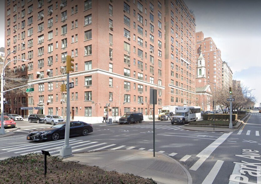 More Photos Of 1111 Park Ave, New York Apartments For Sale
