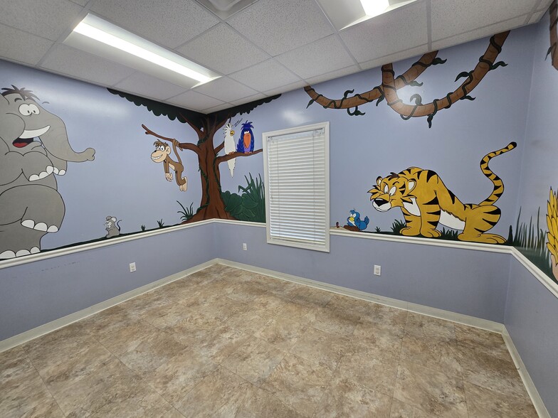 More Photos Of 1208 Pemberton Dr, Salisbury Healthcare For Lease