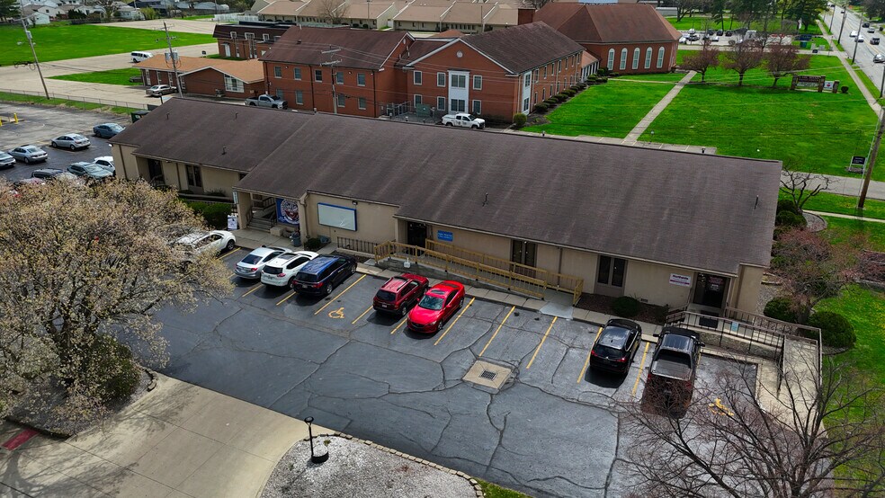 More Photos Of 5770 Karl Rd, Columbus Medical For Sale