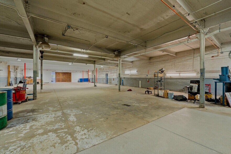 More Photos Of 422-426 E Main St, Trinidad Auto Dealership For Sale
