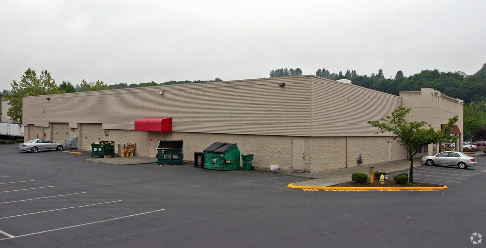 More Photos Of 16874 Southcenter Pky, Tukwila General Retail For Lease