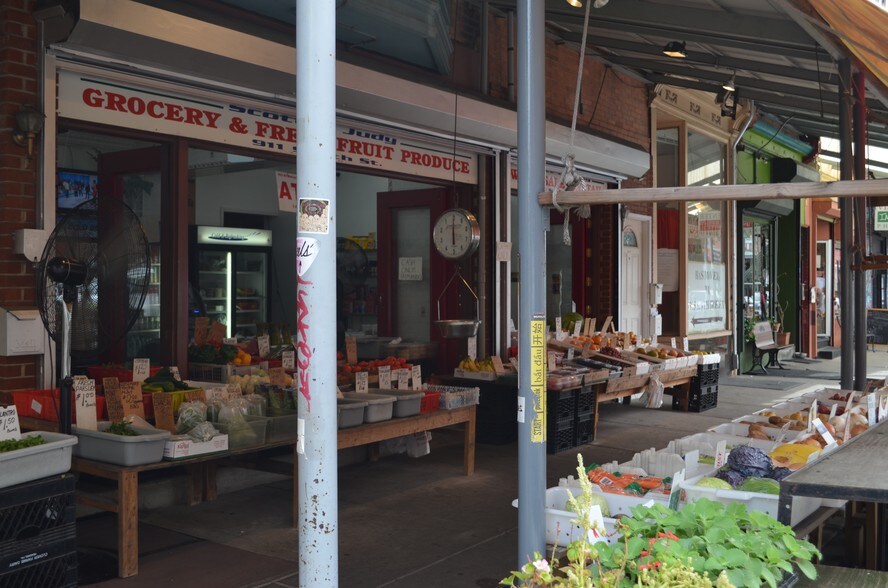 More Photos Of 911-913 S 9th St, Philadelphia Storefront Retail Residential For Lease