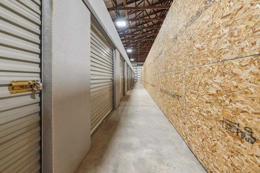 More Photos Of 14 North St, Oneonta Self Storage For Sale