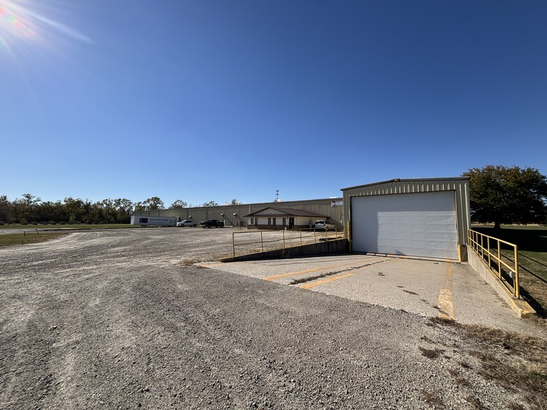 More Photos Of 777 Weaver Blvd, Wapello Industrial For Sale