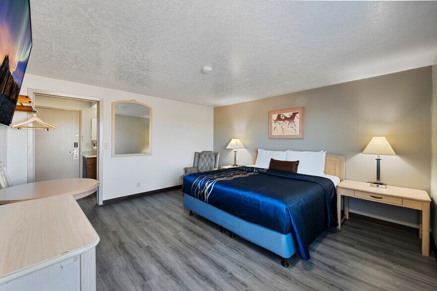 More Photos Of 75 S 350 E, Delta Hotel For Sale