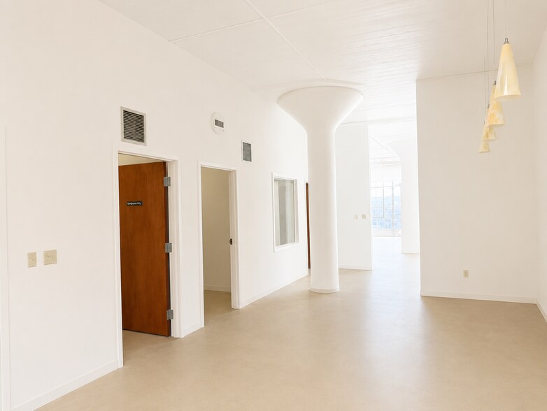 More Photos Of 1663 Mission St, San Francisco Office For Lease