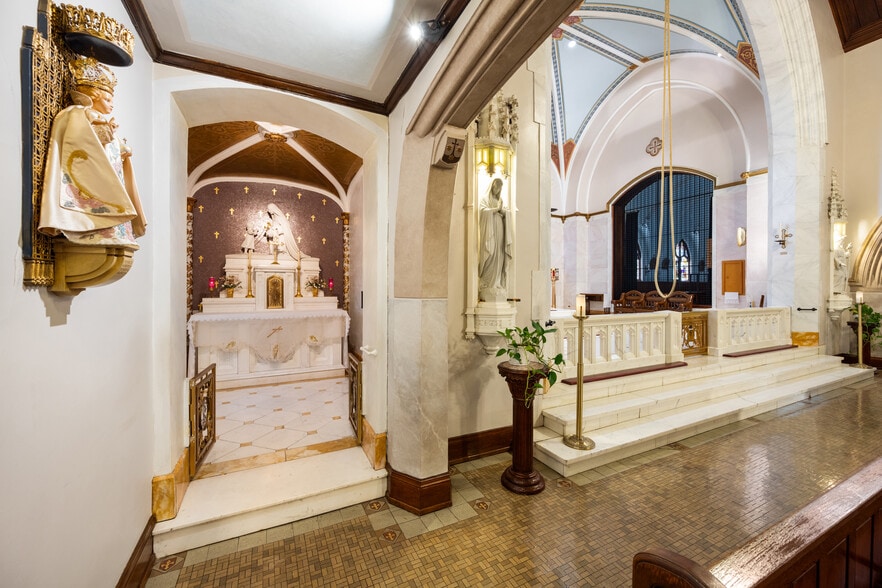 More Photos Of 94 Shoshone st, Buffalo Religious Facility For Sale