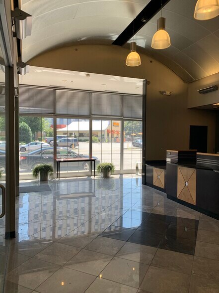 More Photos Of 2020 West End Ave, Nashville Unknown For Lease