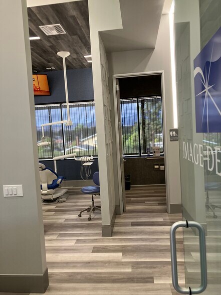 More Photos Of 23832 Rockfield Blvd, Lake Forest Medical For Lease