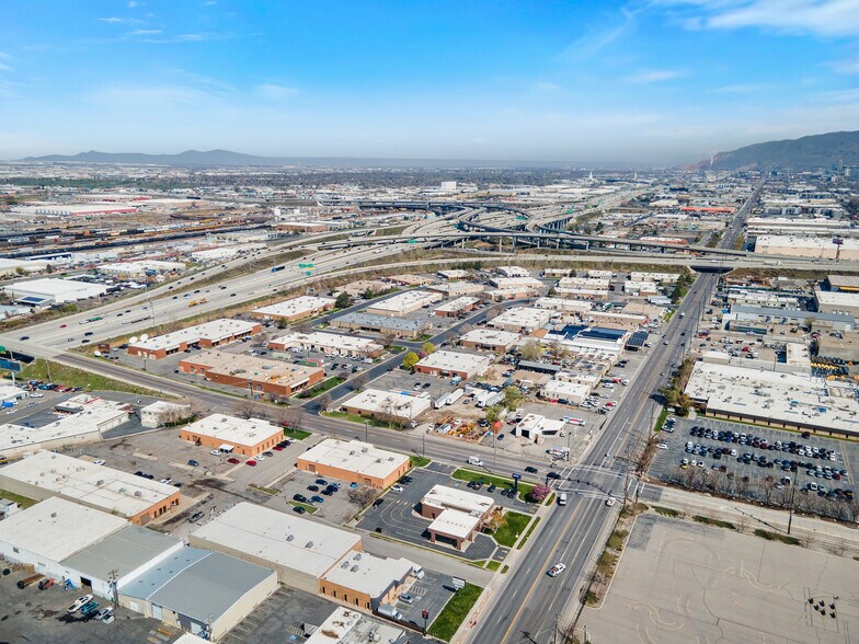 More Photos Of 2714 S 300 W, Salt Lake City Bank For Lease