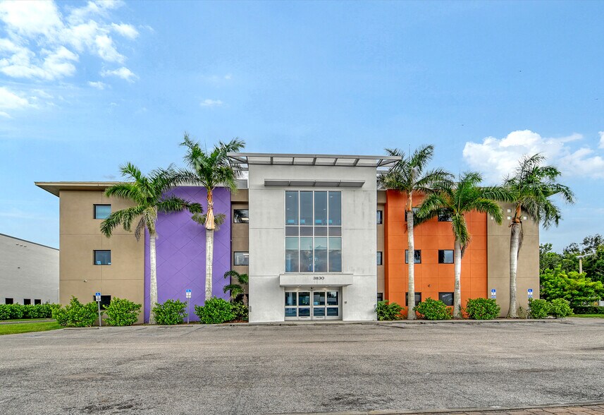 Primary Photo Of 3830 Bee Ridge Rd, Sarasota Office For Sale