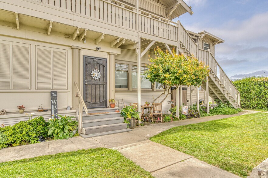 More Photos Of 1200 W Market Cir, Salinas Apartments For Sale