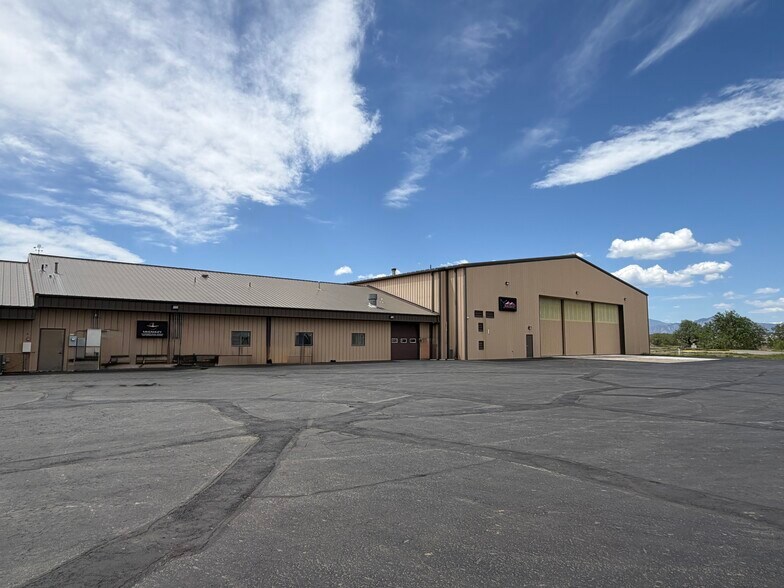 More Photos Of 2865 Airport Dr, Erie Warehouse For Sale