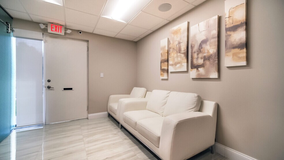 More Photos Of 201 N University Dr, Plantation Medical For Sale