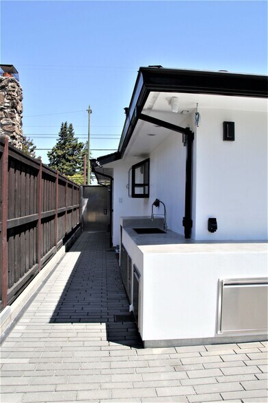 More Photos Of 1141 Saratoga Ave, San Jose Office For Sale