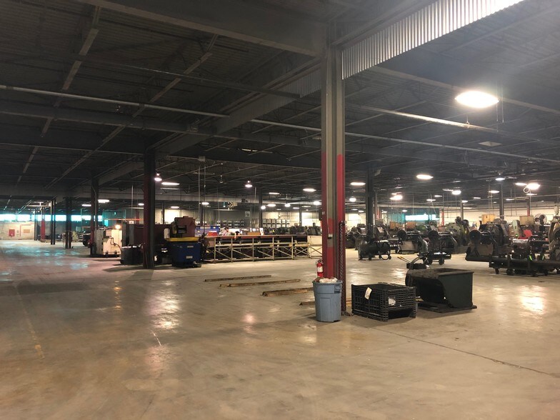 More Photos Of 3405 Board Rd, York Warehouse For Lease