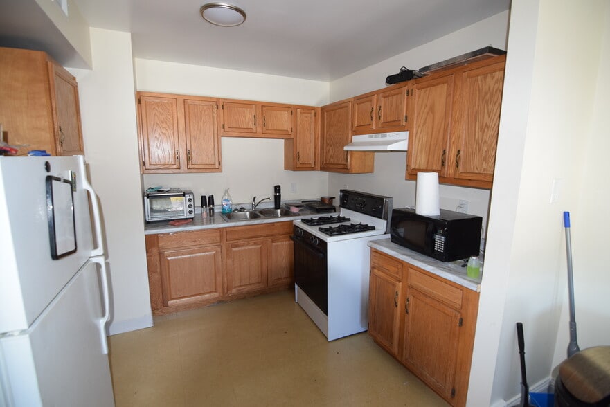 More Photos Of 3501 E 93rd St, Cleveland Apartments For Sale