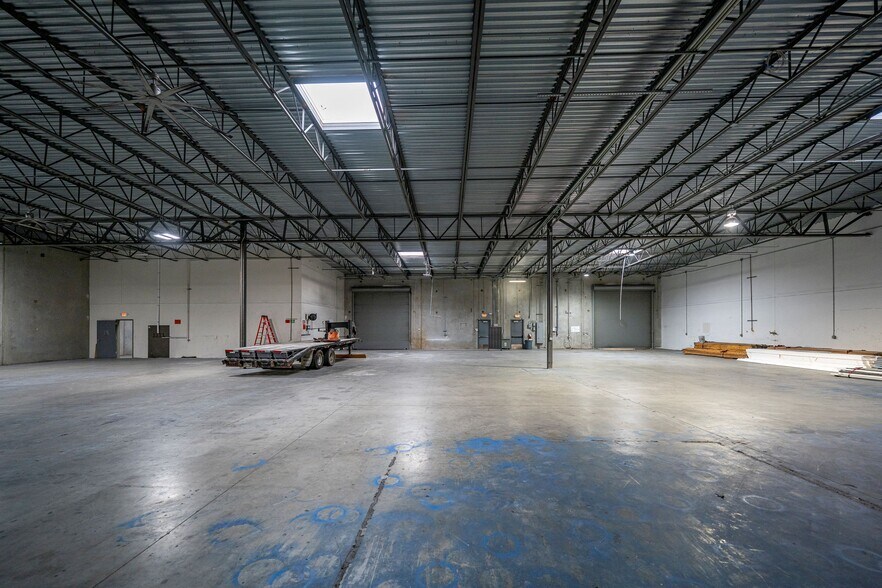 More Photos Of 14041 West Rd, Houston Flex For Sale