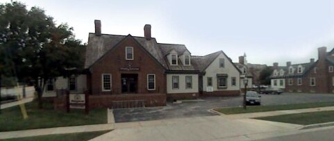 Primary Photo Of 528 Wells St, Delafield Office For Lease