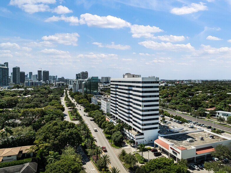 More Photos Of 4770 Biscayne Blvd, Miami Office For Lease