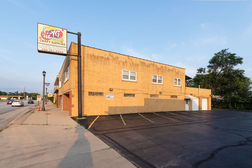 More Photos Of 10307-10311 W Roosevelt Rd, Westchester Storefront Retail Residential For Sale
