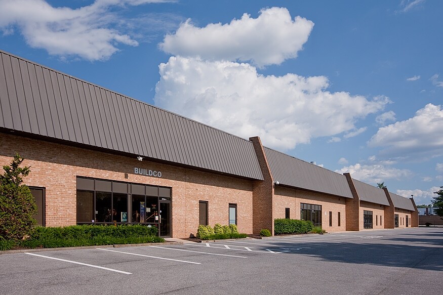 More Photos Of 823 Hammonds Ferry Rd, Linthicum Light Manufacturing For Lease