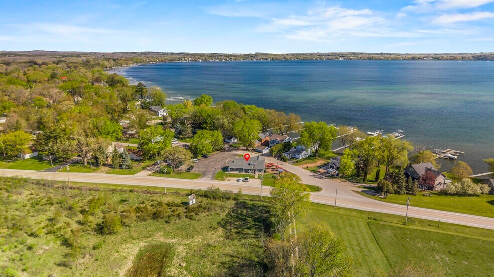More Photos Of N4111 S Lakeshore Dr, Markesan Restaurant For Sale