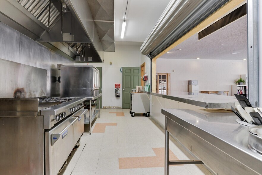 More Photos Of 5532 Us Highway 36, Estes Park Lodge Meeting Hall For Sale