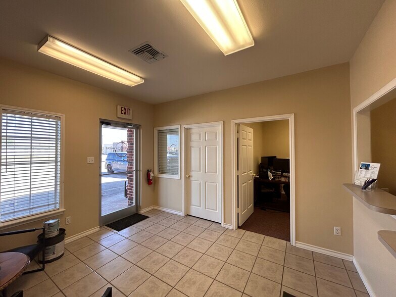 More Photos Of 2527 Highway 361, Ingleside Office For Lease