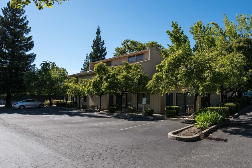 More Photos Of 5046 Sunrise Blvd, Fair Oaks Medical For Lease