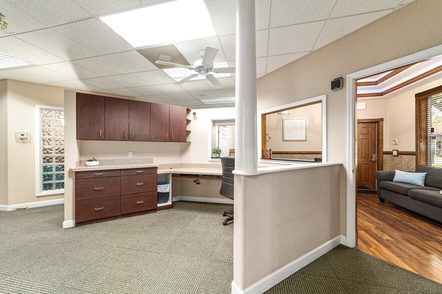More Photos Of 434 SW 14 St, Ocala Office Residential For Sale