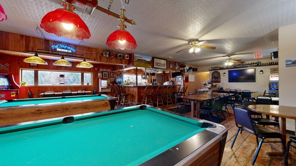 More Photos Of 695 Lisbon St, Lisbon Restaurant For Sale