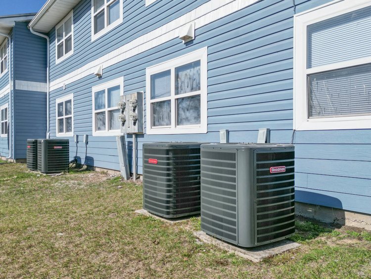 More Photos Of 1005 W Birch Dr, Gulfport Apartments For Sale