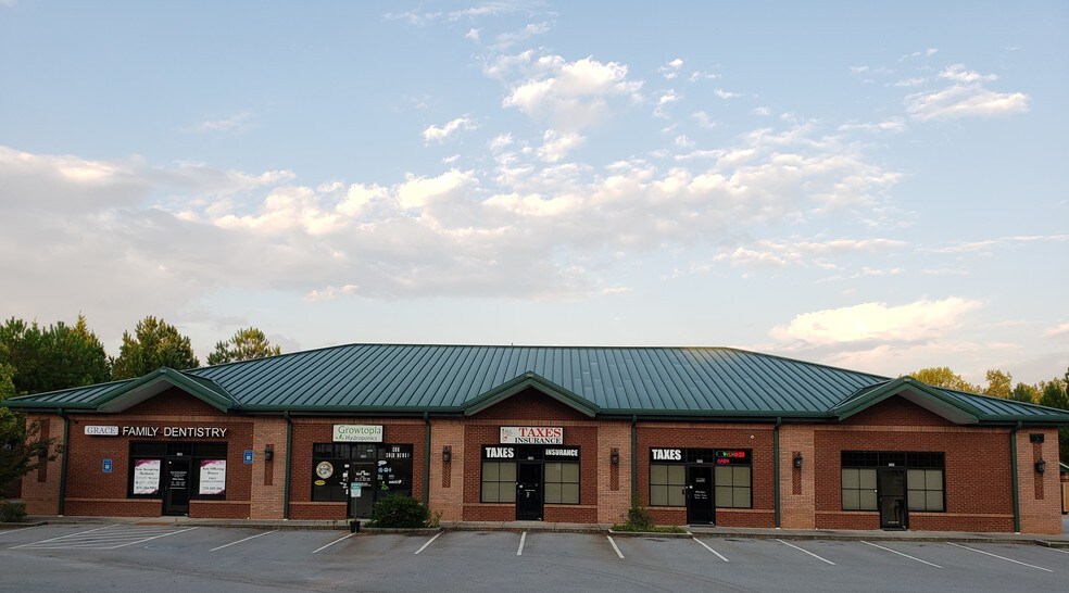 More Photos Of 4155 Lee St, Buford Unknown For Lease